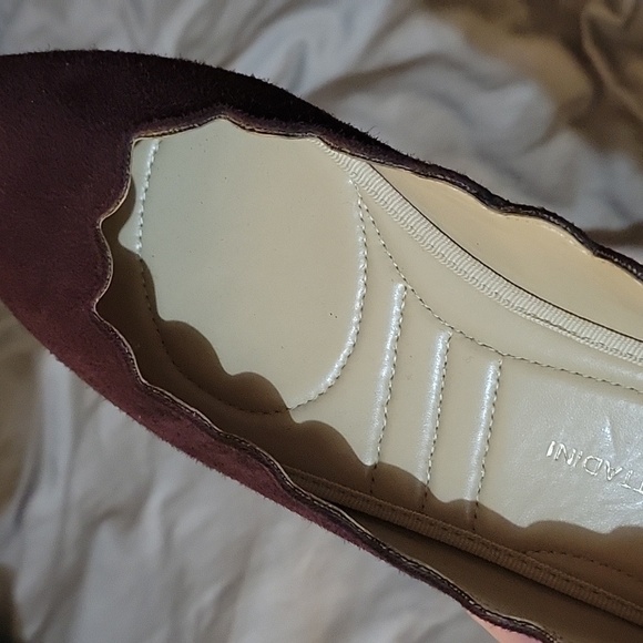 NWOT Adrienne Vittadini Plum Suede Clamshell Leather Flats - Picture 5 of 5